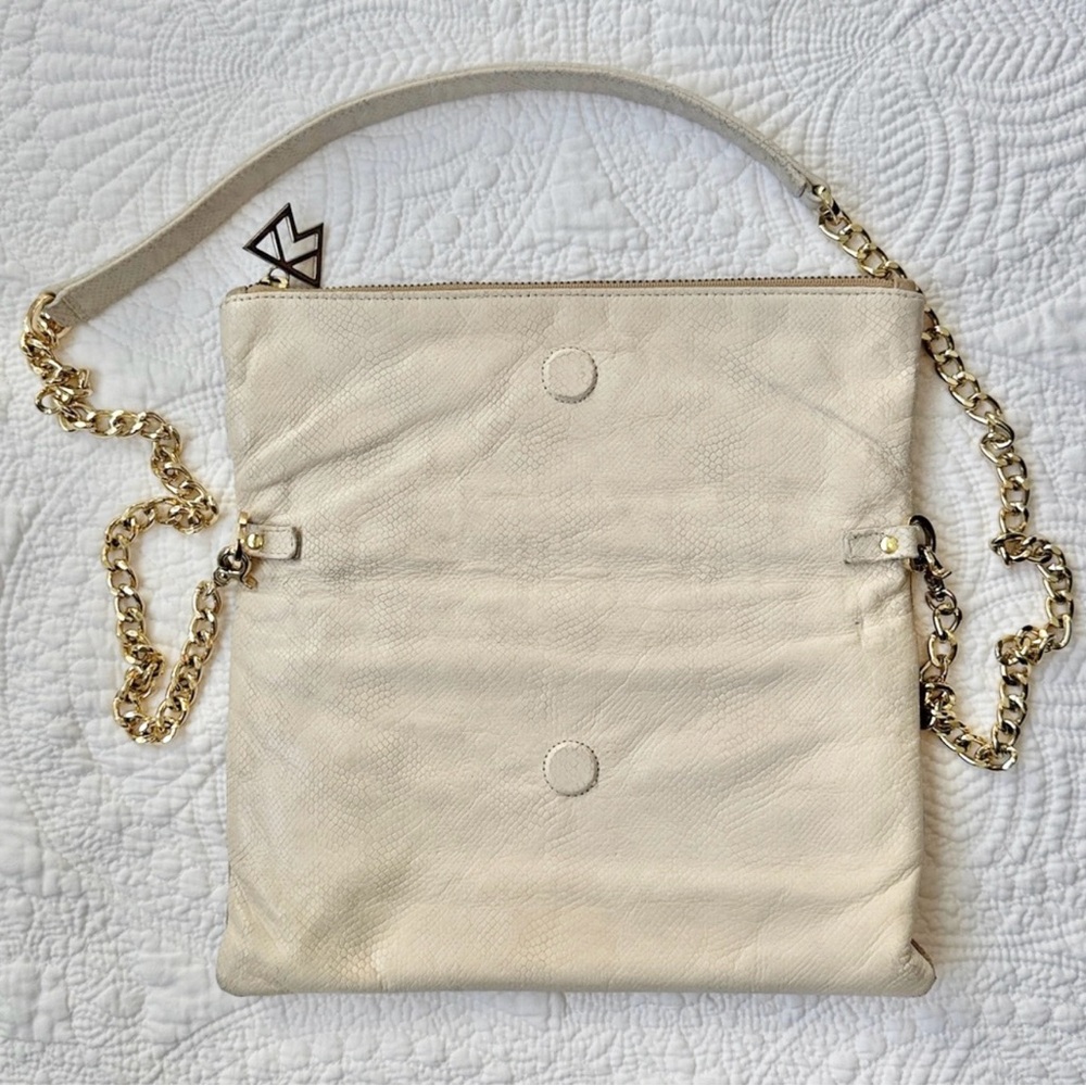 Kelly Wynne Flirty Little Fold Over Leather Snakeskin Convertible Clutch - Picture 8 of 9